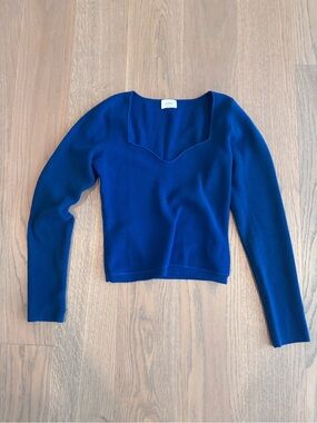 Aritzia Tuscany sweater